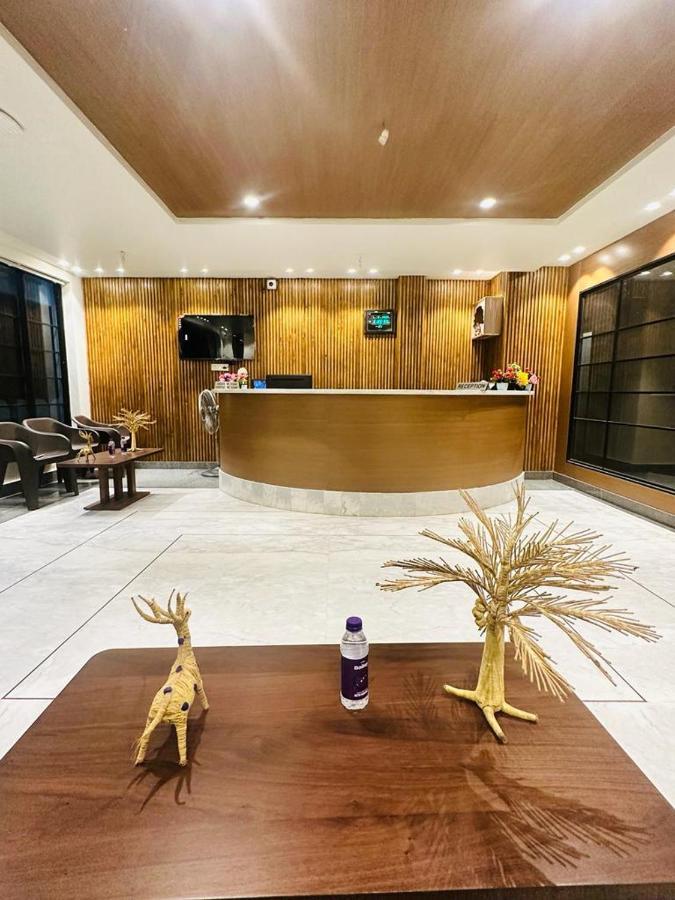 Royal Beach International 普里 外观 照片